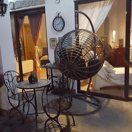 La Casona Azul Bed N Breakfast Santa Rosa de Jauregui Esterno foto