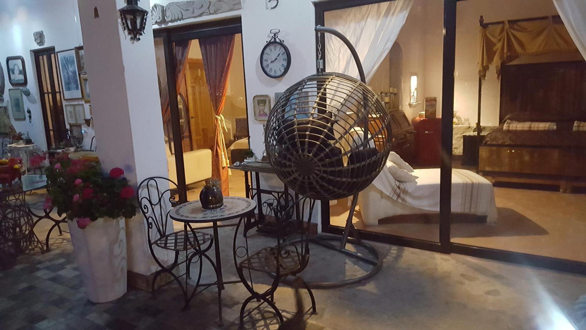 La Casona Azul Bed N Breakfast Santa Rosa de Jauregui Esterno foto