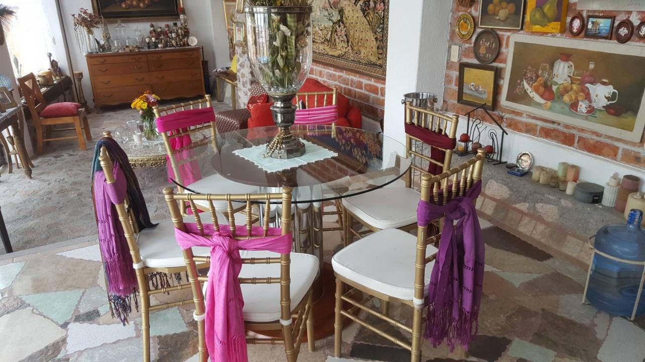 La Casona Azul Bed N Breakfast Santa Rosa de Jauregui Esterno foto